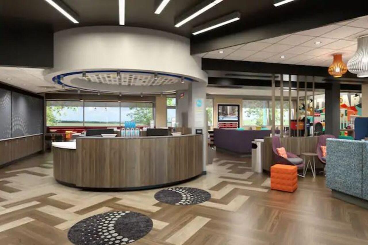 Tru By Hilton Grand Prairie Hotel Exterior foto